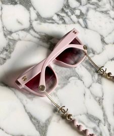 Picture of Chanel Sunglasses _SKUfw56705402fw